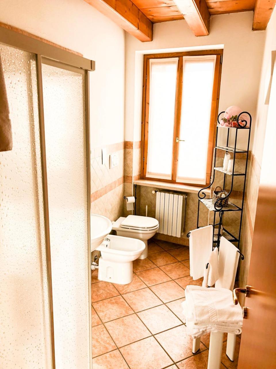 Le Finestre Su Borghetto Hotel Valeggio sul Mincio Exterior photo