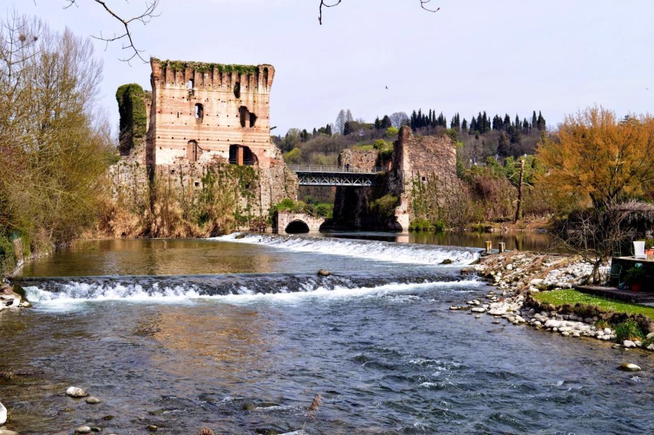 Le Finestre Su Borghetto Hotel Valeggio sul Mincio Exterior photo